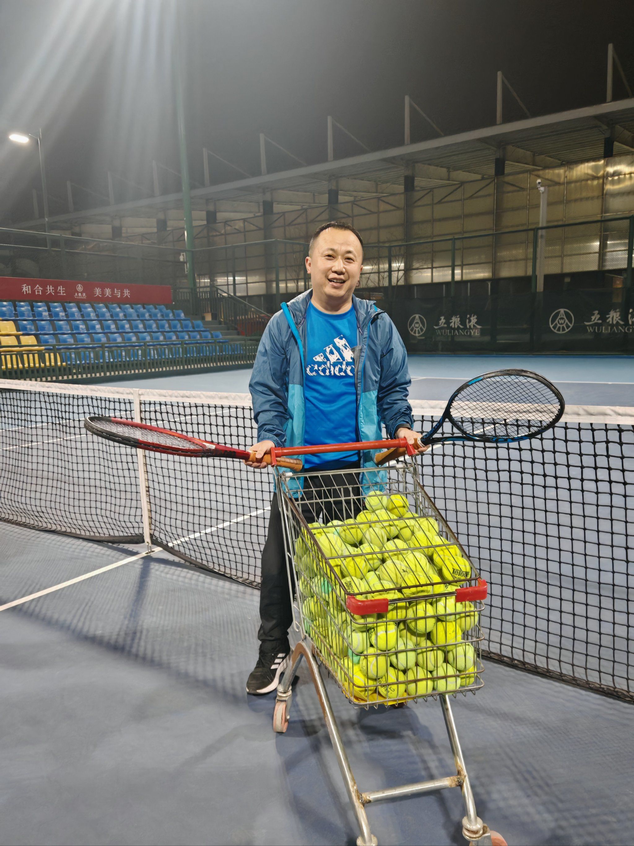 取得佳绩的 取得佳绩的